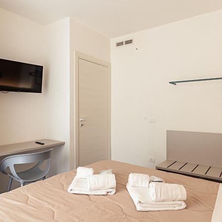 פולינאנו א מארה Vilu Suite Centro מראה חיצוני תמונה