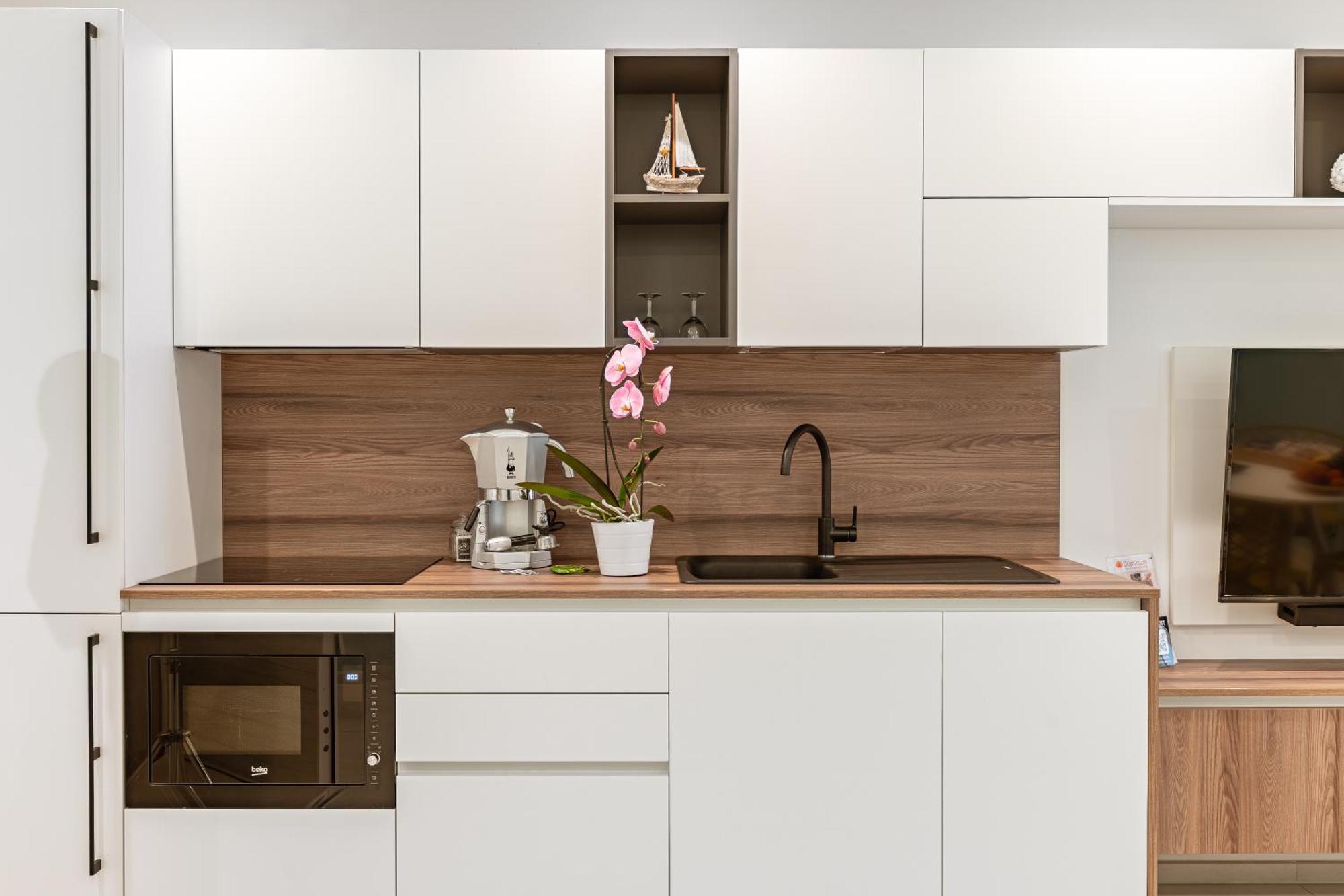 פולינאנו א מארה Vilu Suite Centro מראה חיצוני תמונה