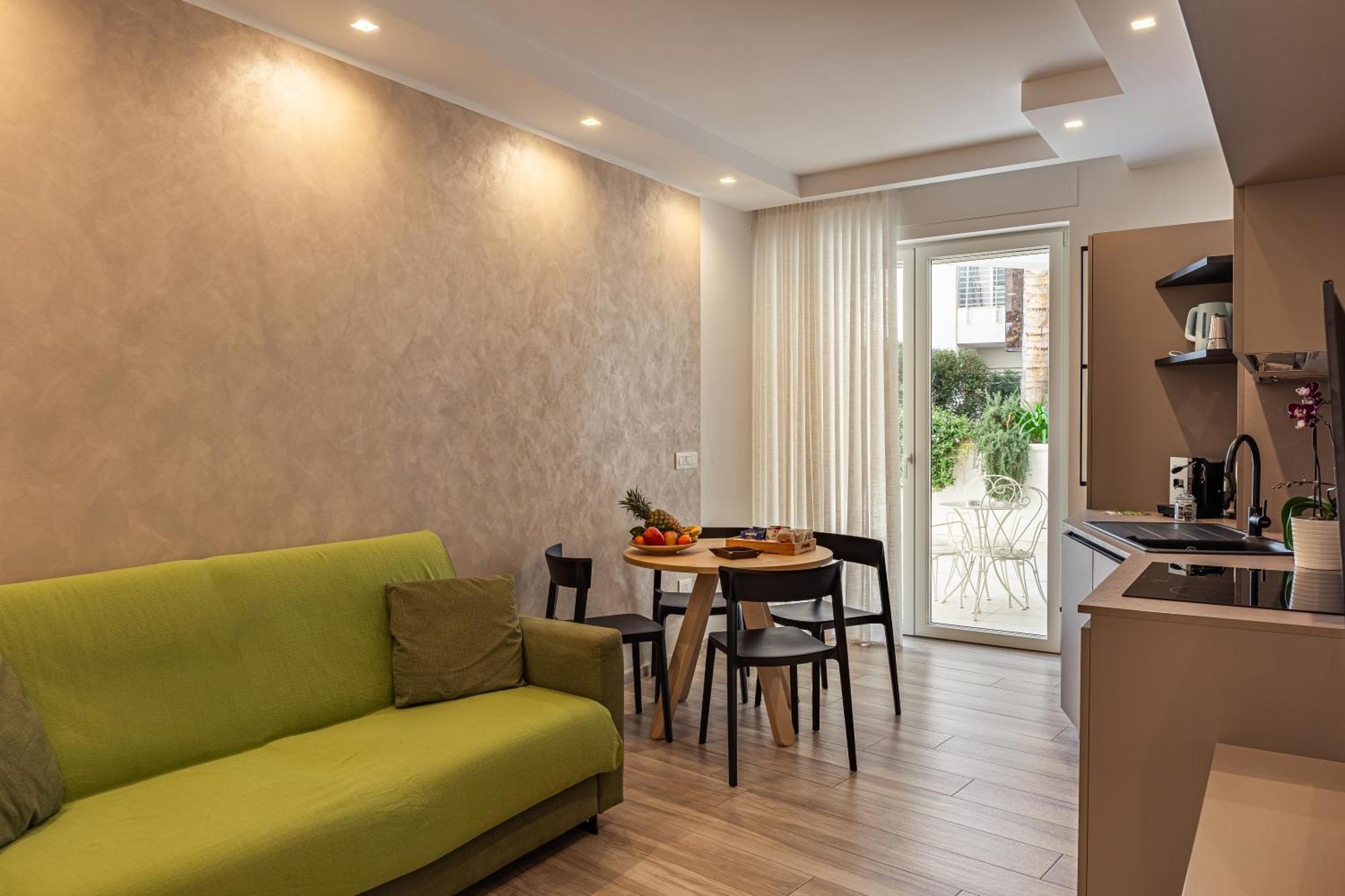פולינאנו א מארה Vilu Suite Centro מראה חיצוני תמונה
